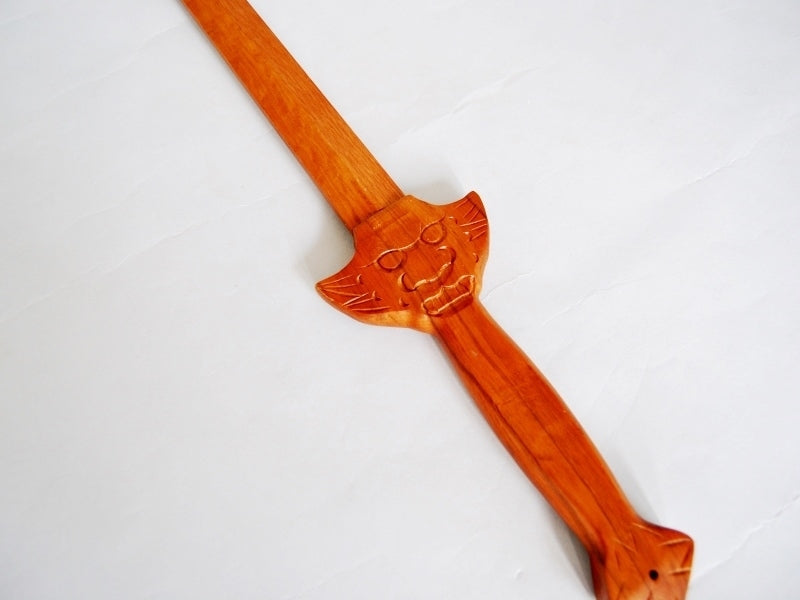 Tai Chi Holzschwert JIAN 96 cm - aus Roteiche mit Schnitzereien