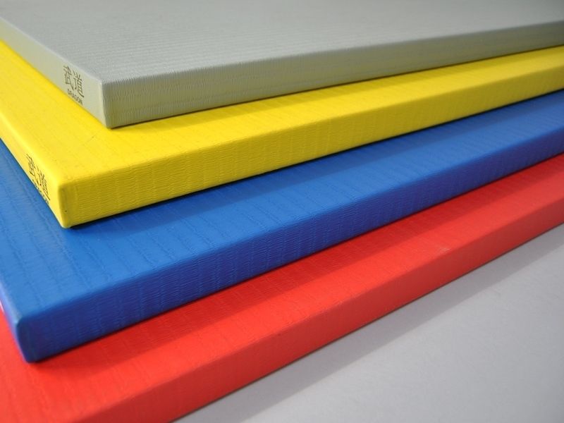 Judo Trainingsmatte DRAGON 100 x 100 x 4 cm - Judomatte Vinyl - verschiedene Farben